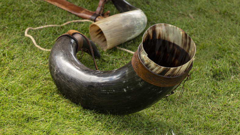 Traditional Mead Drinking Vessels for the Modern Drinker